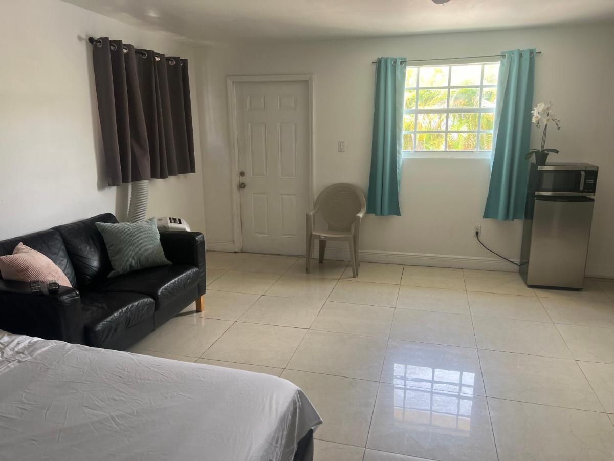 Miami Haven By Airport Villa Exterior foto